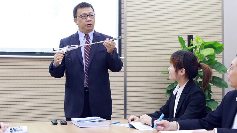 瑜伽教练培训，周末班如何选择？**